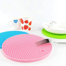 4778 1pc Silicone Hot Mat Used For Breakfast Lunch And Dinner Purposes In Different-different Places.