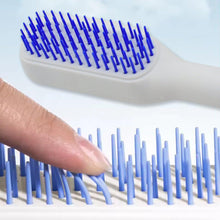 13947 Self-cleaning Hairbrush Self-cleaning Anti-static Detangling Massage Comb One-pull Clean Scalable Rotate Lifting Self Cleaning Hairbrush Hair Styling Tools